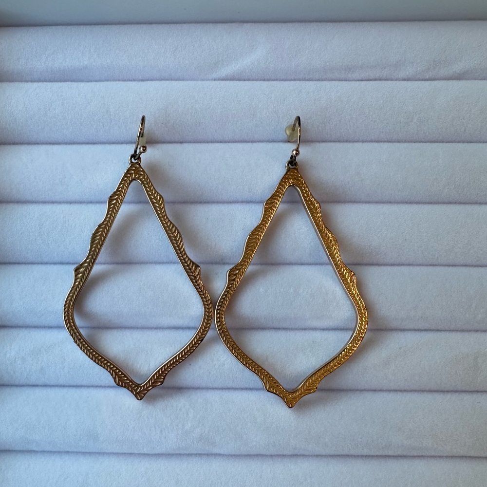 Sophia Rose Gold Drop Earrings by Kendra Scott